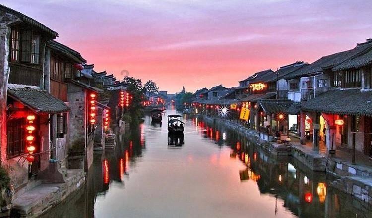 小蓝球向上跳